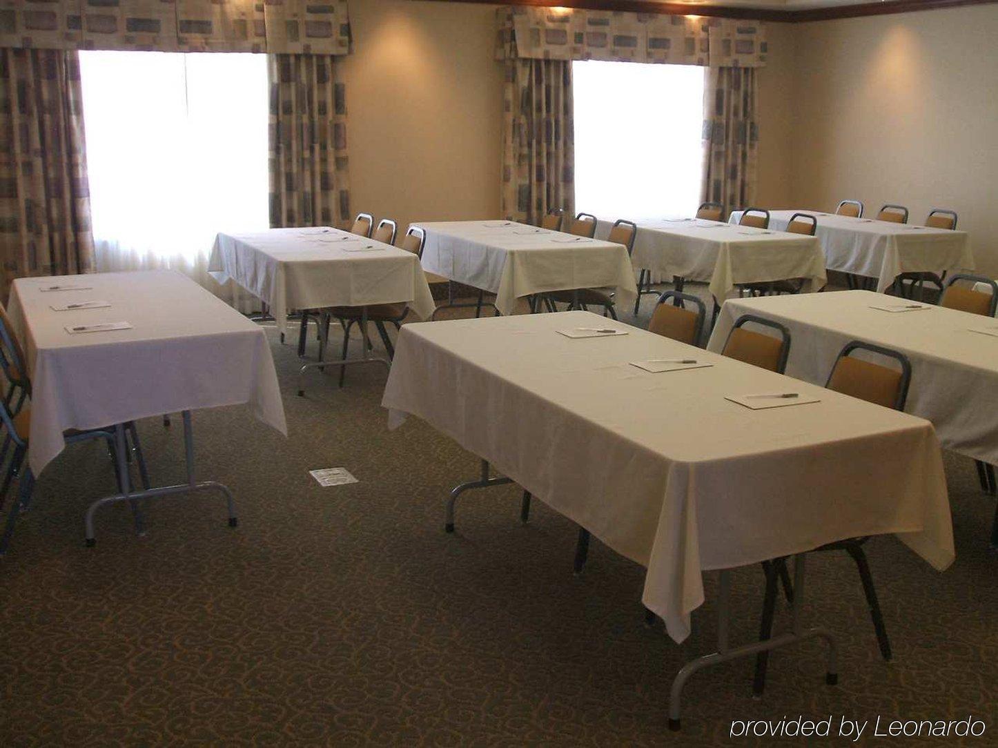 Hampton Inn & Suites Reno Facilities photo