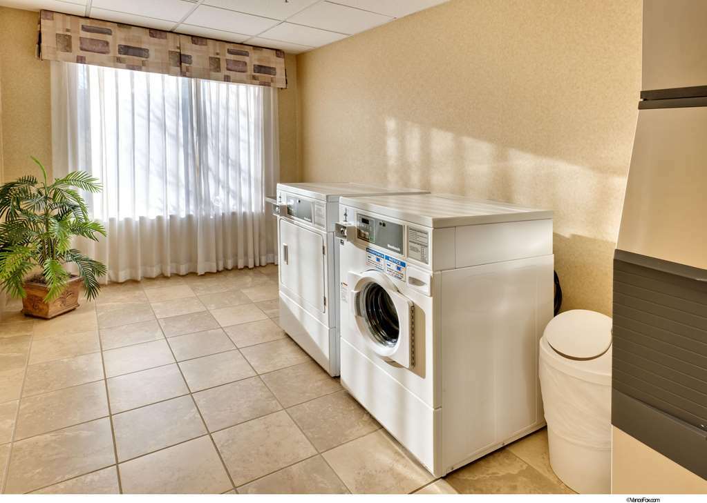 Hampton Inn & Suites Reno Facilities photo